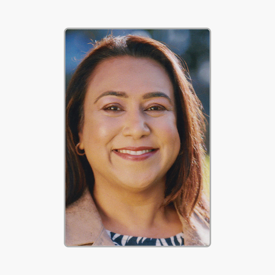 Kamini SCHOONBEE
