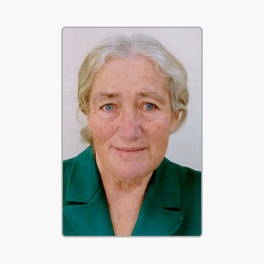 Karin KERR
